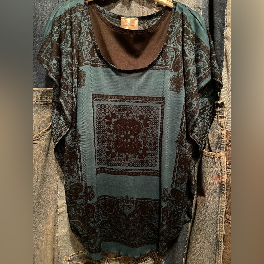 LAVISH Tunic Style Top